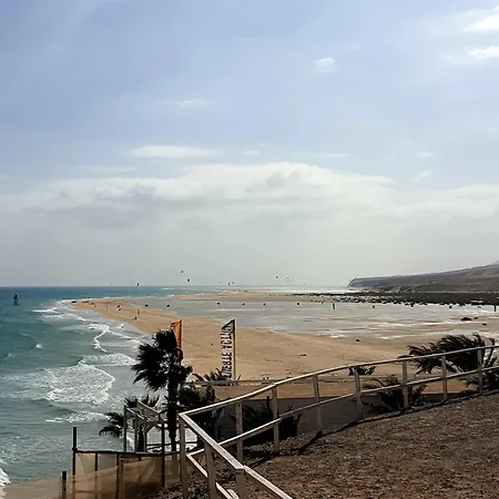Casa Lirio كوستا كالما